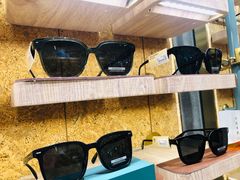 -MUJOSH木九十眼镜(月星环球港B1店)