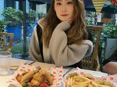 -春树下·树屋花房西餐厅(罍街AS1980店)