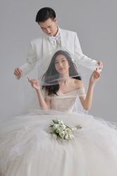 -太郎花子婚纱摄影艺术中心
