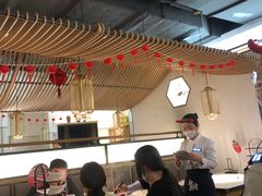 大堂-左庭右院鲜牛肉火锅(浦江欢乐颂店)