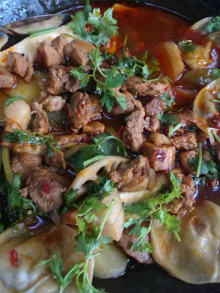 徐州家常菜(富康美食街店)-"来自另一家老字号小店脚叔不吃狗肉,冬天.