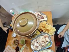 -威邵鸡煲(西华路总店)