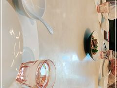 -港丽餐厅(高德置地店)