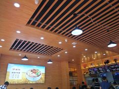 大堂-伊麦佳兰州牛肉面清真美食店