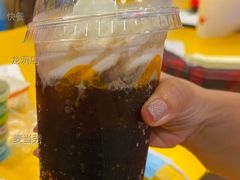 甜品站可乐麦炫酷-麦当劳(龙洞店)
