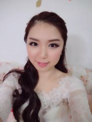 -Flora婚纱礼服定制租赁店