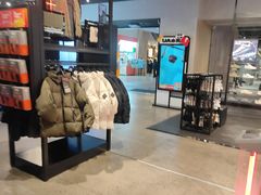 -UNDER ARMOUR(淮海755店)