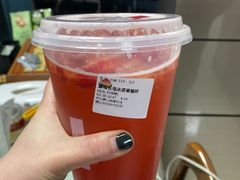 草莓长岛冰茶-伏小桃(萧山银隆店)
