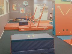 -小小运动馆(浦江店)