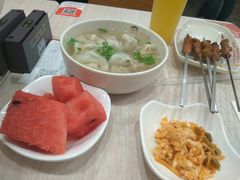 -南城香·饭香串香馄饨香(青年路店)
