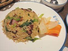 马拉盏猪颈肉炒饭-美奈小馆·越南料理(中航城君尚购物中心店)
