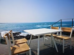 -Cafe Aewol Monsant