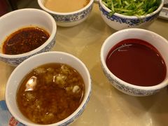 -月圆火锅(宁海东路二店)