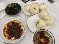 -李与白包子铺(桐梓林店)