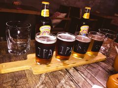 -HIGH FIVE哈福手工汉堡(桂林路店)