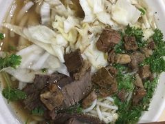-花溪王记牛肉粉(四季花溪商场店)