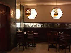 -佬钱湾仔(衣裳街店)