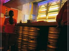 -Helens海伦司小酒馆(上海疁城新天地店)