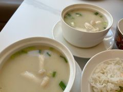 -关里关外·鱼头泡饼(唐冶绿地汇店)