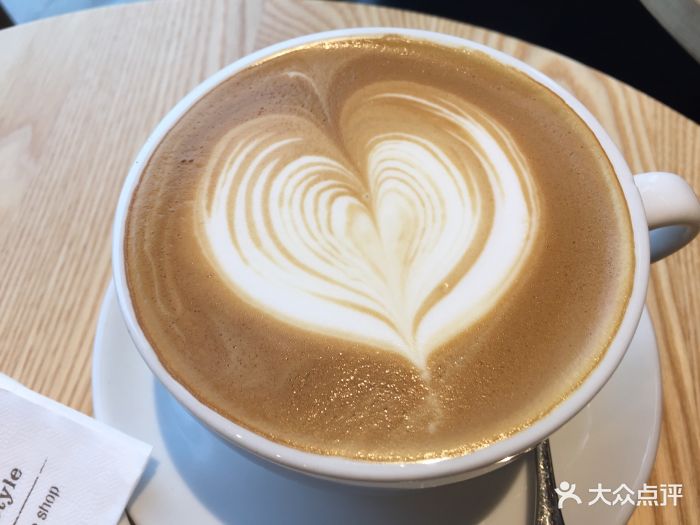 costa coffee(天津国贸店)摩卡醇艺白图片 - 第1张