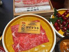 -一绪に和牛寿喜烧(罗湖益田假日店)