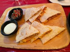 墨西哥芝士鸡肉饼-Pistolera Mexican Cantina女枪手墨西哥餐厅(碧云路店)