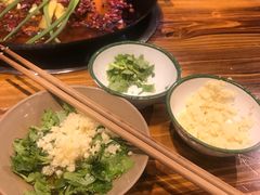 -周幺妹重庆老火锅(银泰城总店)