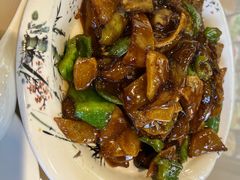 -老码头黑皮肘子锅包肉熏酱水饺(文政街店)
