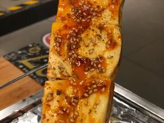 千叶豆腐-喝丢一只鞋海鲜烧烤·海肠捞饭(东关街店)