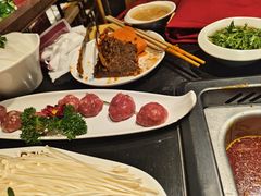 -东道煮牛肉火锅(重庆路店)