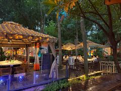 -二荆条·蜀鲜汇城市森林火锅