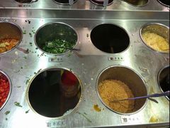 自助调料区-八合里潮汕鲜牛肉火锅(深圳海岸城店)