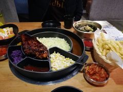 -肥肥虾庄·金牌油焖大虾(杨园滨江时代walk店)