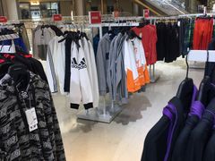 -BIGOFFS 超级折扣(仁恒伊势丹店)