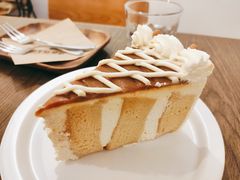 焦糖糯米蛋糕-野路甜点铺(松柏路店)