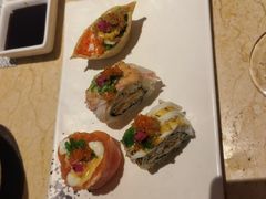 -雍和会海鲜姿造自助(湖东路店)