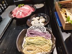 -炙爱鮮貨火锅(中东砂之船店)