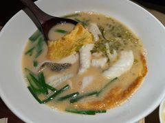 -荣家黄鱼面(前滩太古里店)