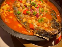 -鸣记脆皮烤鱼·海鲜烤鱼(三八广场店)