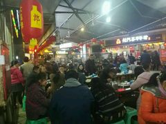 -泸州酸菜豆花火锅川师店