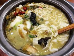 -周鱼小馆石锅酸菜鱼(活力汇店)