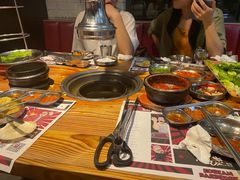 -青瓦炭韩潮烤肉(花园道店)