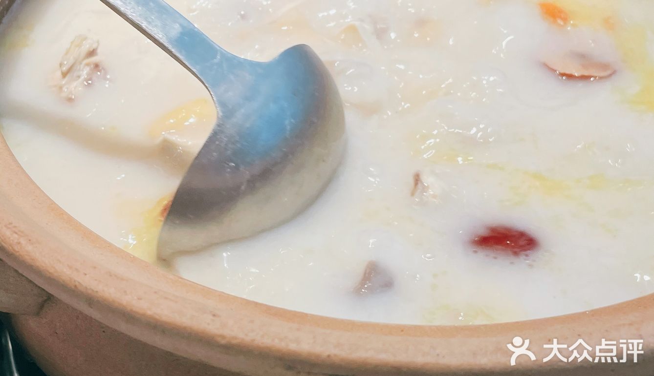合肥探店｜37💰享受1912的港式发廊打边炉🍲