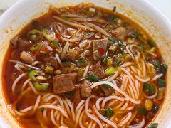 红烧牛肉粉-正宗慈利米粉