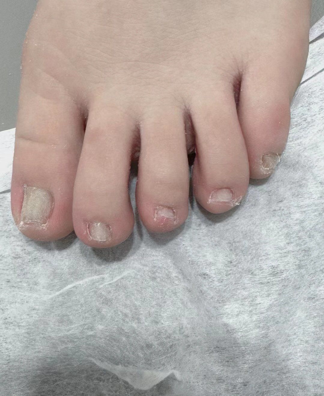 我的脚趾甲也要美美哒