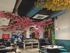-贵府酸汤牛肉火锅·贵州老字号(飞山街店)