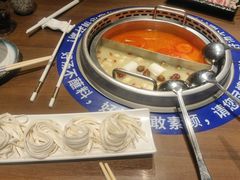 -快乐小羊·内蒙牛羊肉火锅(流花中心店)