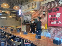 大堂-炉小二铜锅牛蛙•川湘菜(三里屯店)