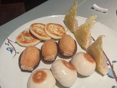 红糖芝麻锅盔-芙蓉堂(武汉天地店)