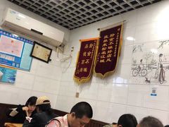 大堂-覃肥叔桂林米粉(粮道街店)